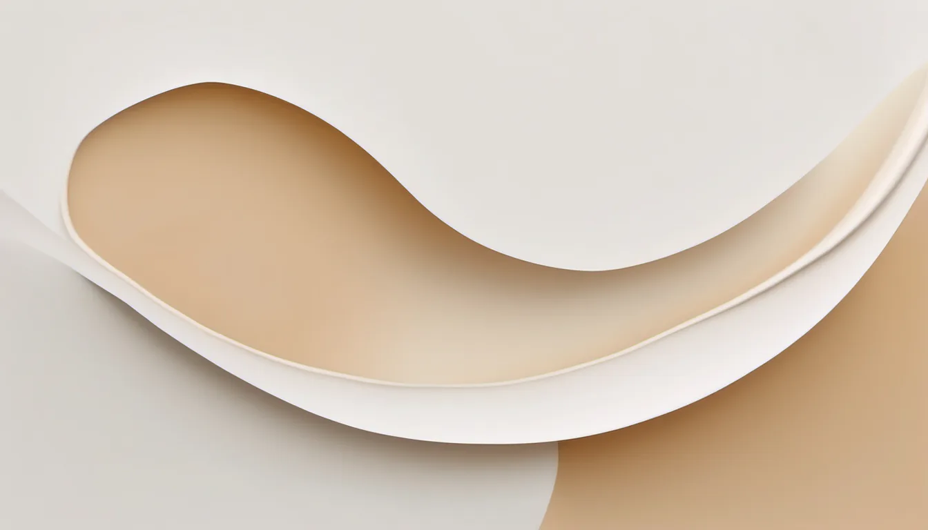 Abstract centred single block illustration in amber and pale sand on white — decorative header for 1,000 Wh Power Stations Compared on Specs